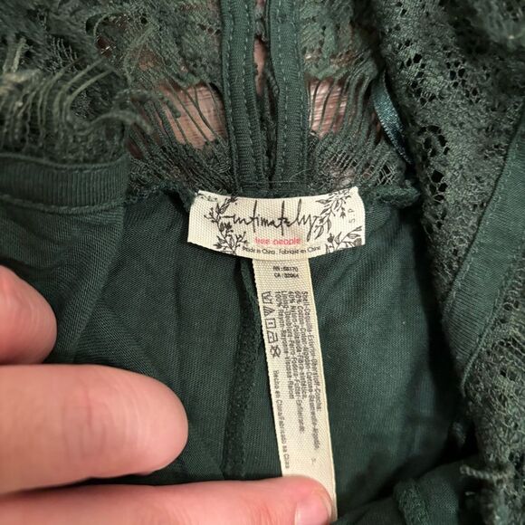 Intimately Free People Women’s Small She’s Got It Green Lace Mini Dress - Picture 6 of 6